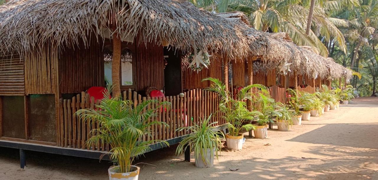 Abba'S Glory Land Hotel Agonda Exterior foto